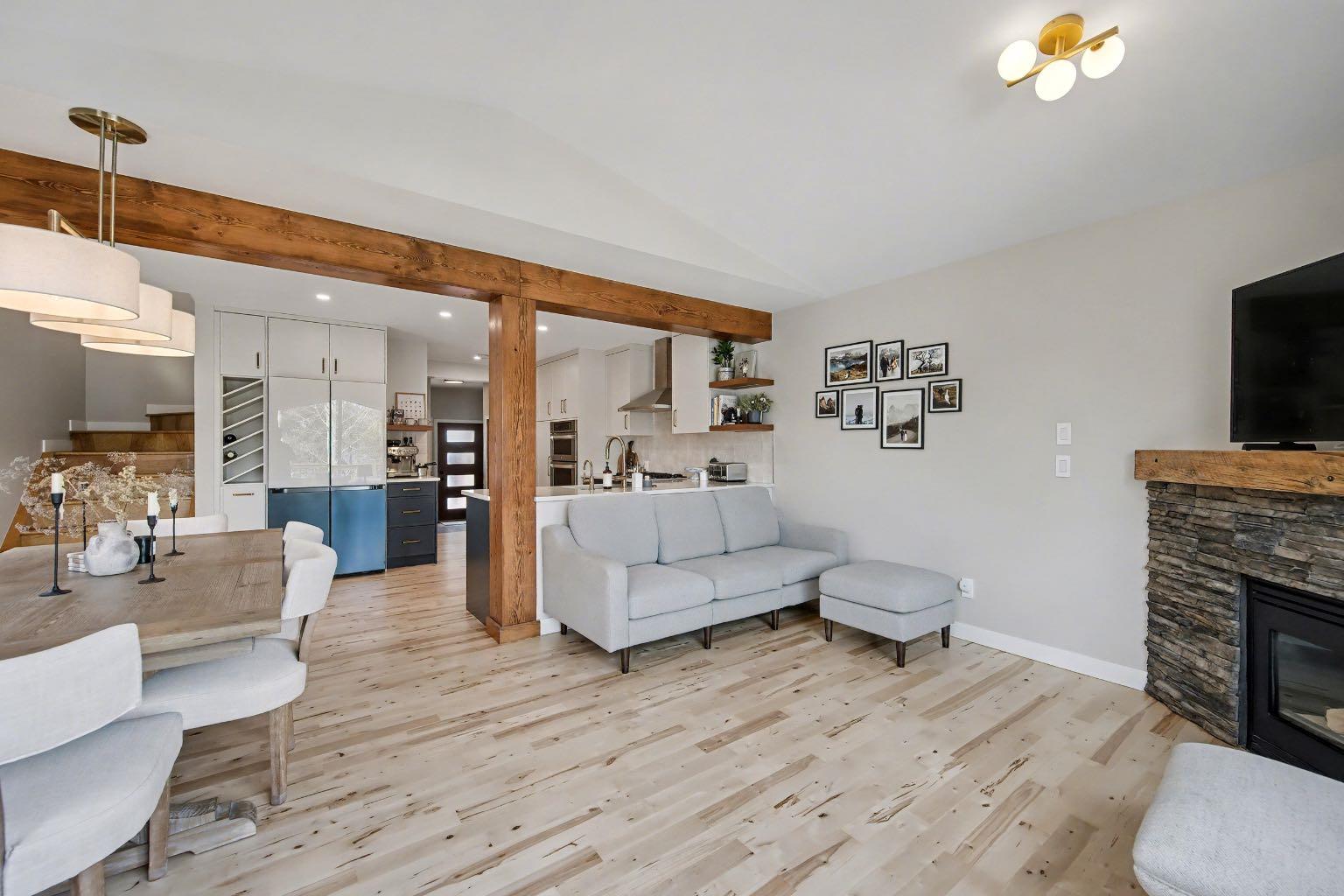 921 Lawrence Grassi Ridge