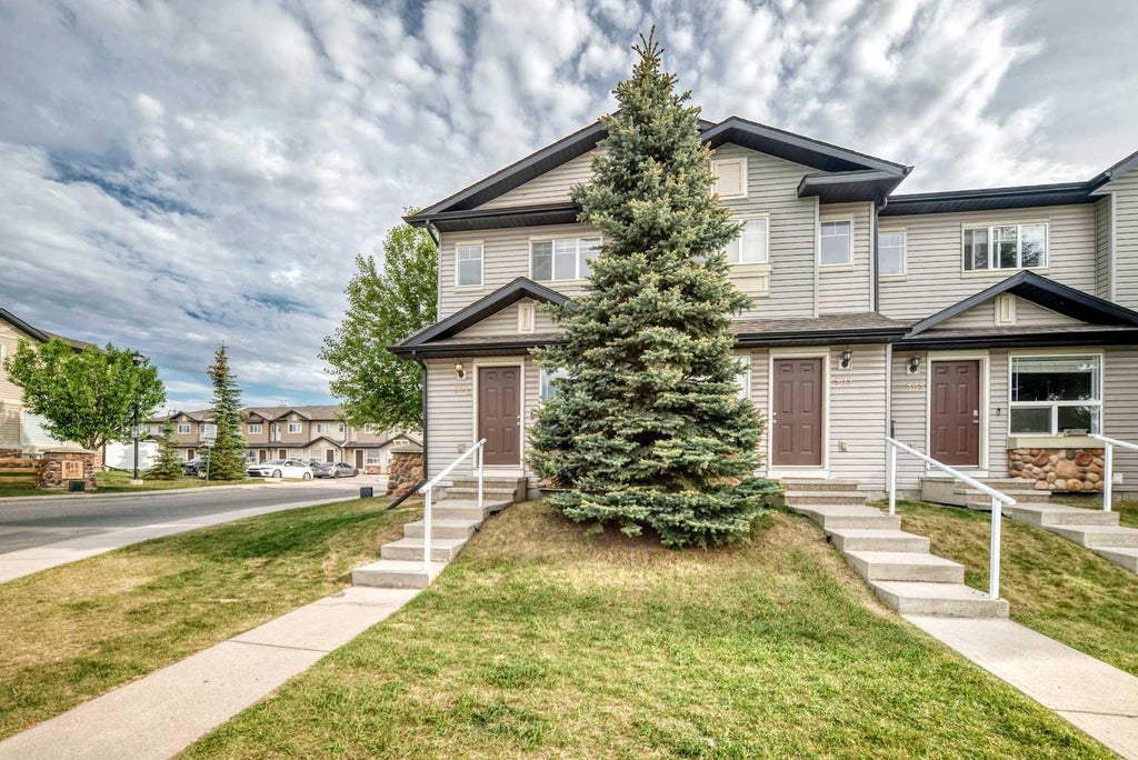 Photo of 501 Saddlecrest Boulevard NE, Calgary, AB T3J 0G2 (MLS # A2316256)