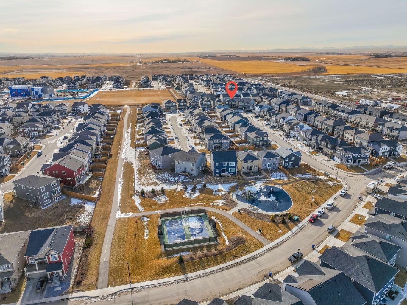 557 Southwinds Close SW