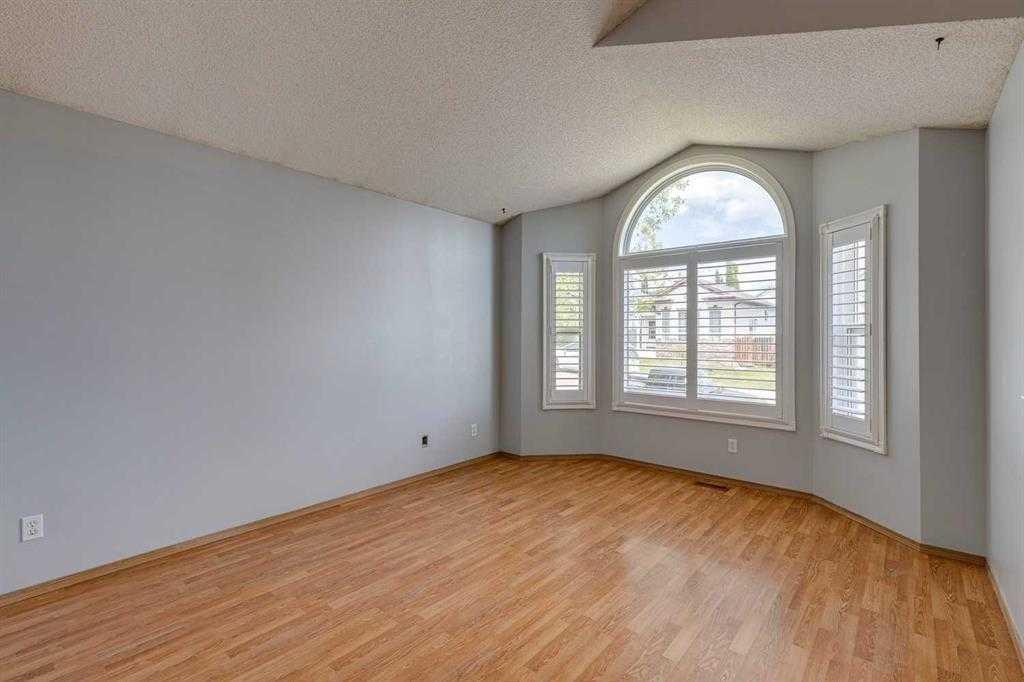 2142 Country Hills Circle NW