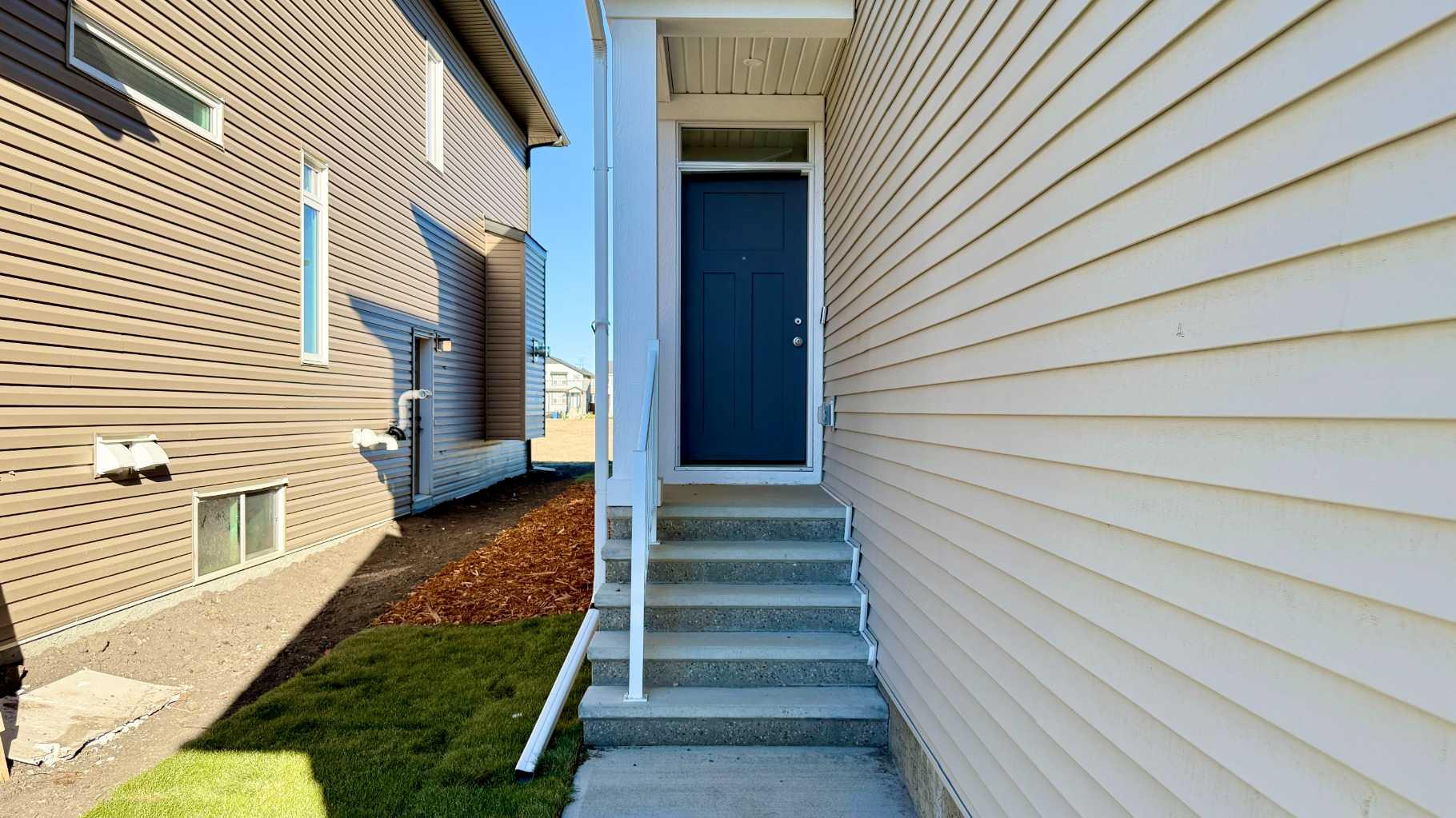 148 Hotchkiss Common SE