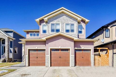 Photo of 120 KINNIBURGH Circle, Chestermere, AB T1X 0P8 (MLS # A2303767)
