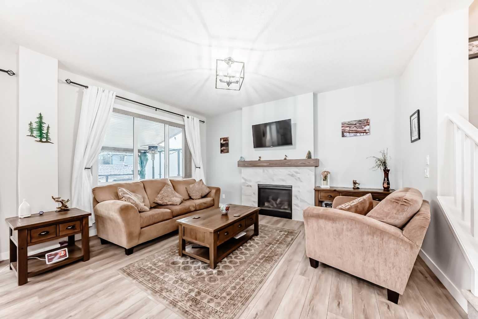 120 Emberside Place