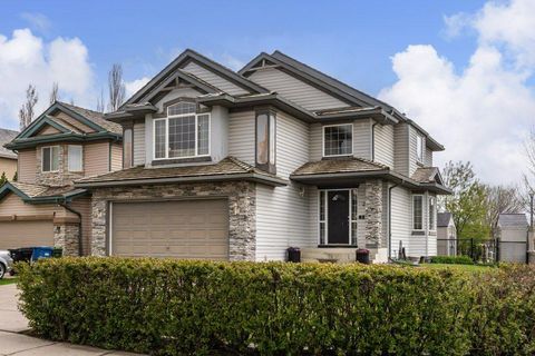 Photo of 2 Springbank Crescent SW, Calgary, AB T3H 3S8 (MLS # A2307780)