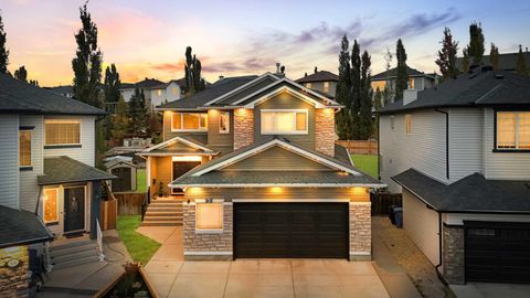 Photo of 630 Rocky Ridge View NW, Calgary, AB T3G 5C2 (MLS # A2260206)