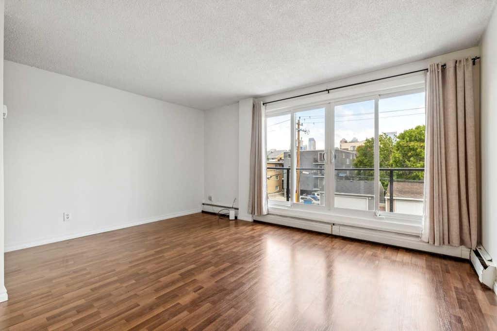 Photo of 110 24 Avenue SW #305, Calgary, AB T2S 0J9 (MLS # A2324223)