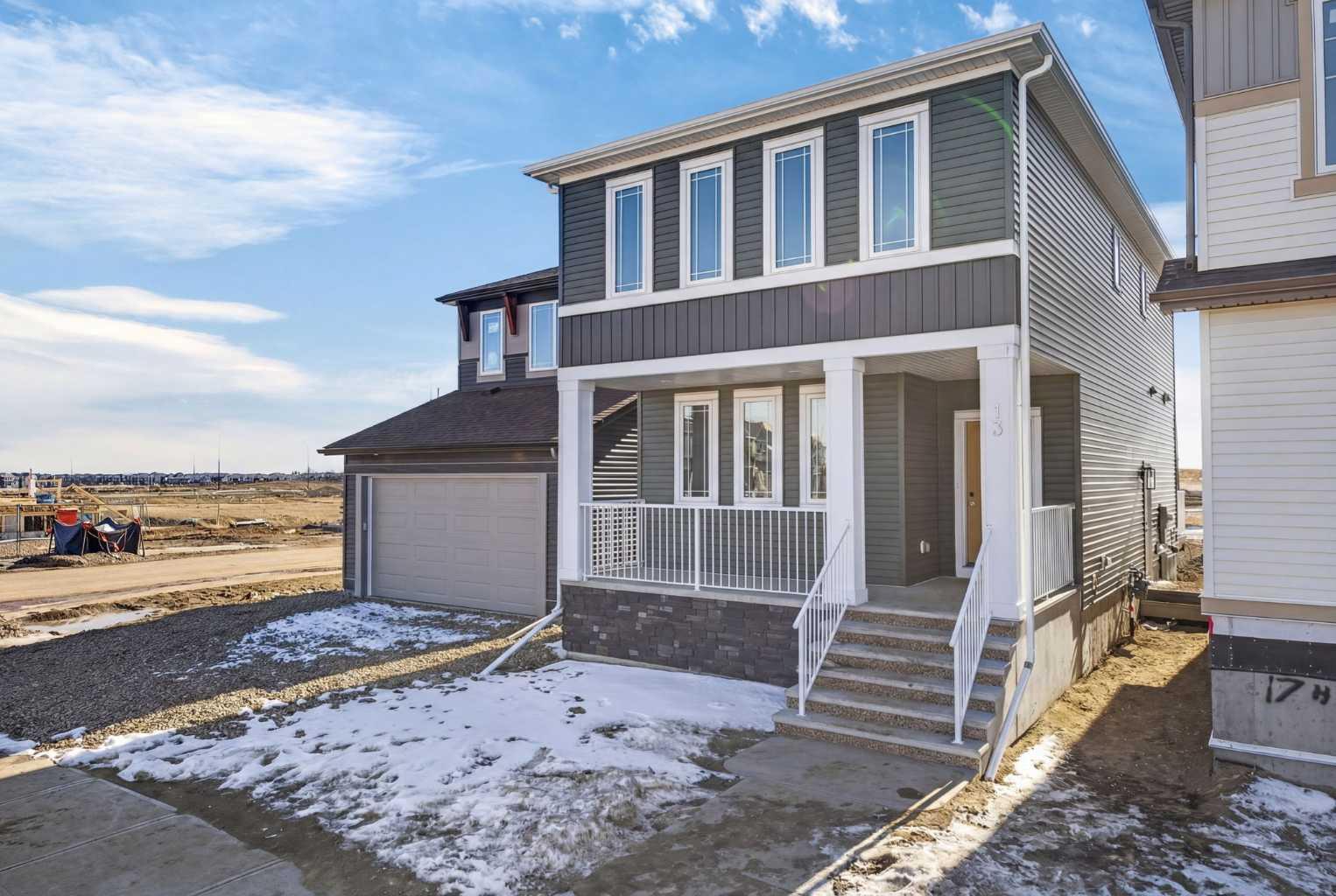 13 Hotchkiss Garden SE