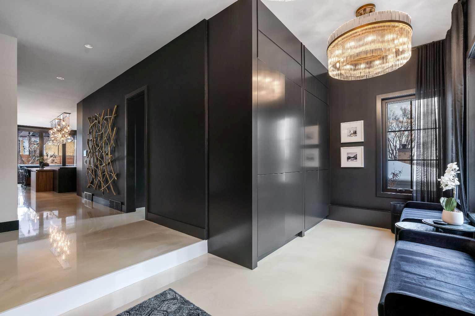 4116 Crestview Road SW