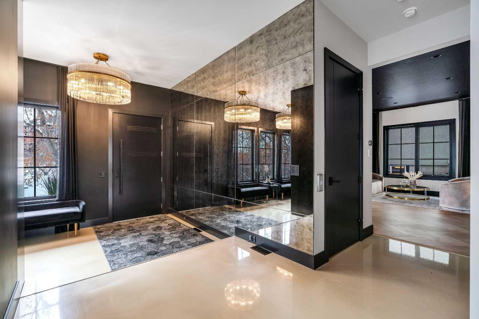 4116 Crestview Road SW