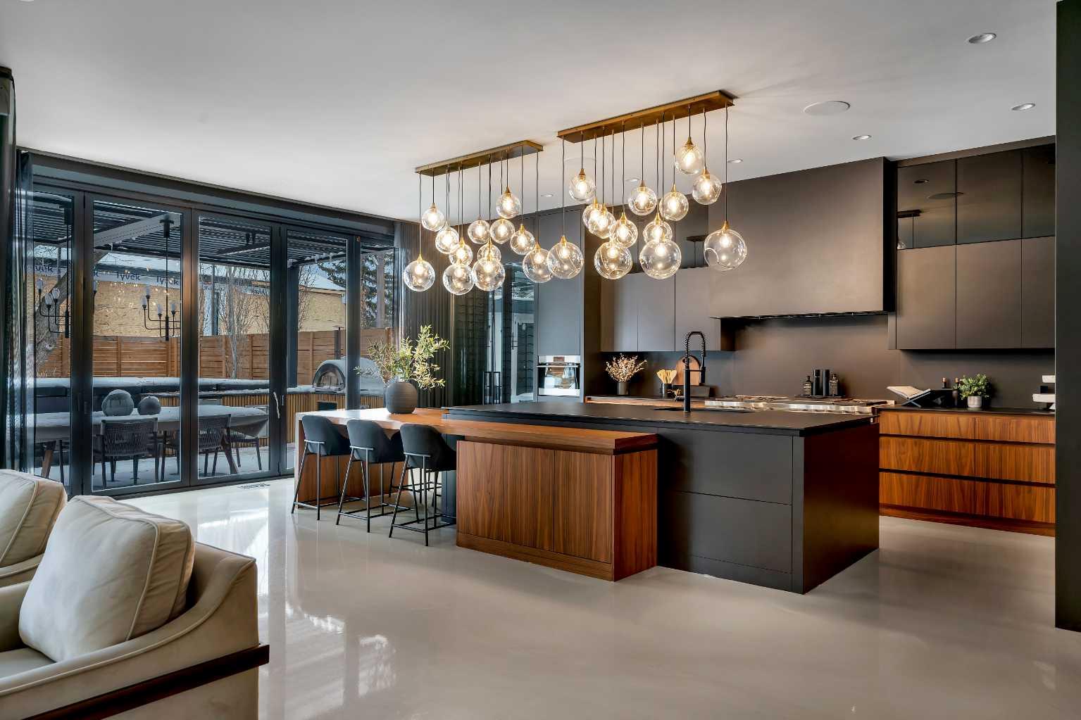 4116 Crestview Road SW