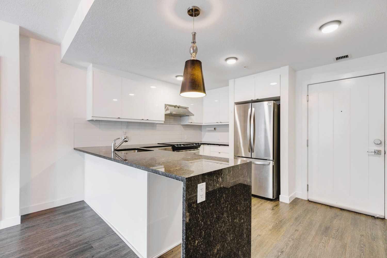 25 Aspenmont Heights SW 103