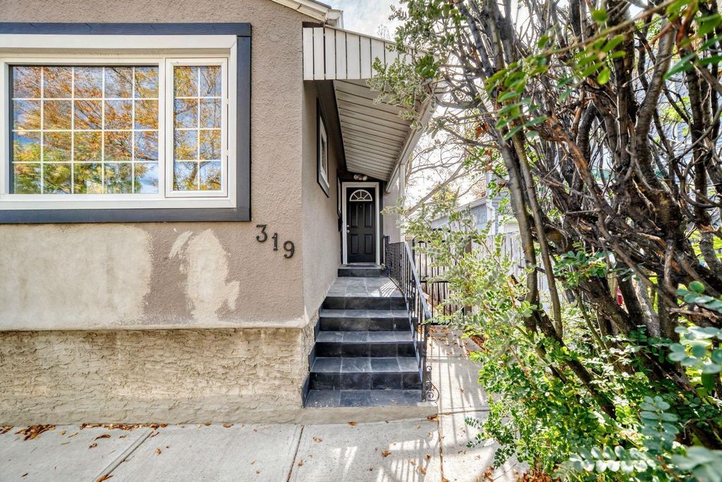 Photo of 319 11 Avenue NE, Calgary, AB T2E 0Z2 (MLS # A2263388)