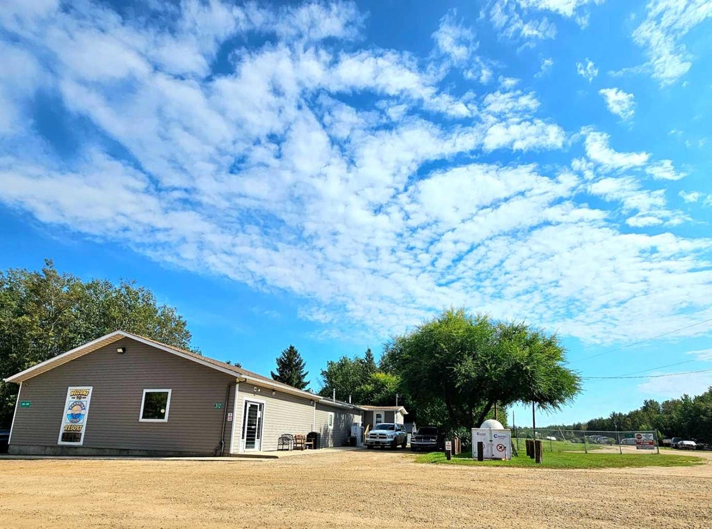 Photo of 62103 133 Range #312, Vilna, AB T0A 3L0 (MLS # A2352164)