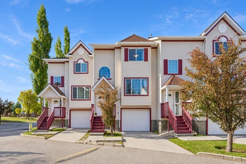 Photo of 15 Rocky Ridge Gate NW #5, Calgary, AB T3G 4P6 (MLS # A2348560)