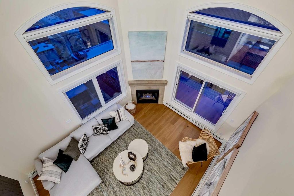 Photo of 881 15 Avenue SW #511, Calgary, AB T2R 1R8 (MLS # A2297897)