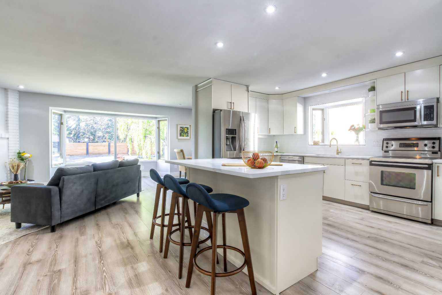 511 Cedarille Crescent SW