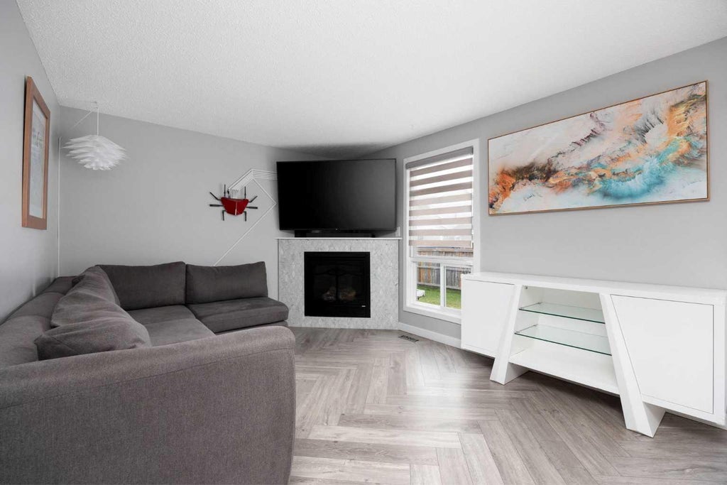 Photo of 113 Astum Court, Fort McMurray, AB T9J 1B5 (MLS # A2349177)