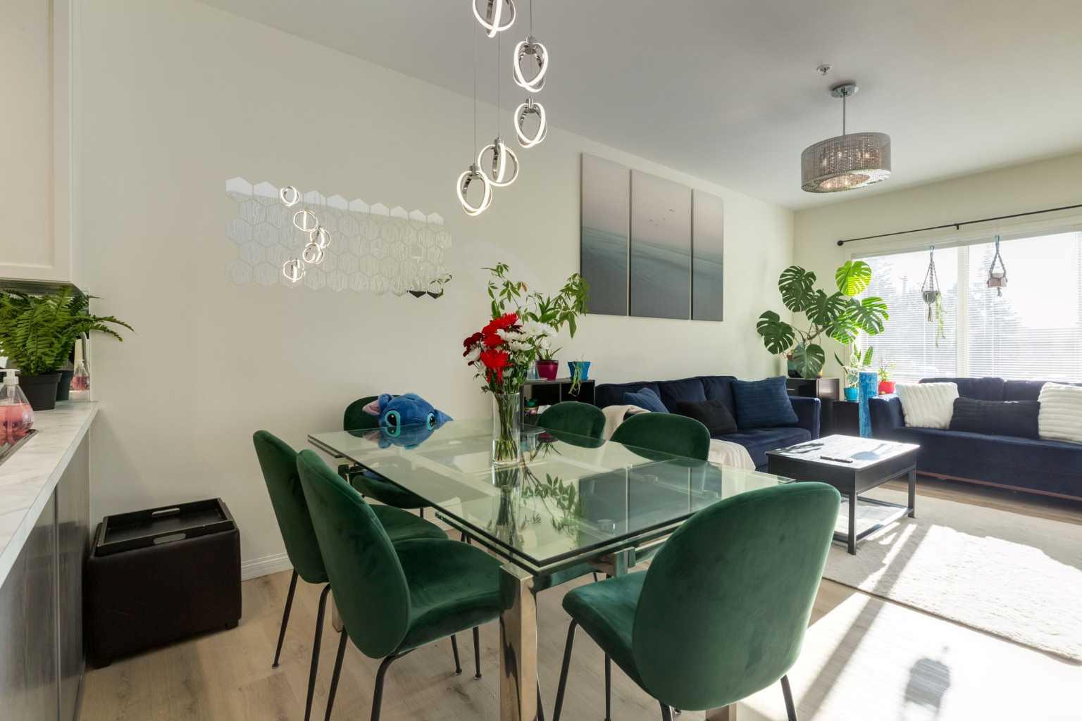 1920 14 Avenue NE 132