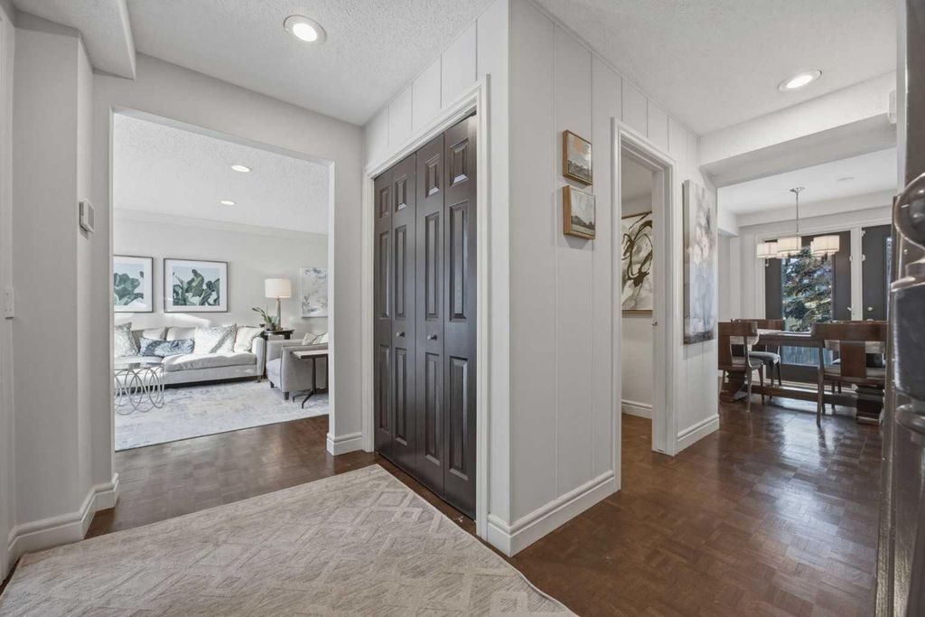 Photo of 1136 Kildonan Place SW, Calgary, AB T2V 4B1 (MLS # A2287902)