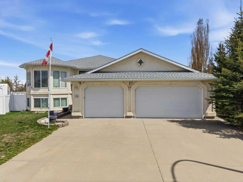 Photo of 54 Lord Close, Red Deer, AB T4R 2R8 (MLS # A2314580)