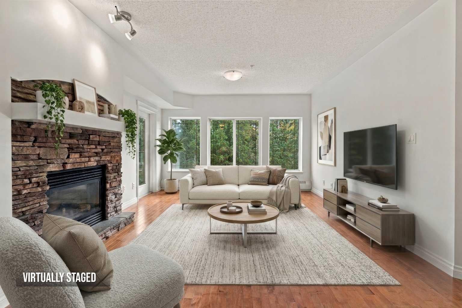 30 Discovery Ridge Close SW 305