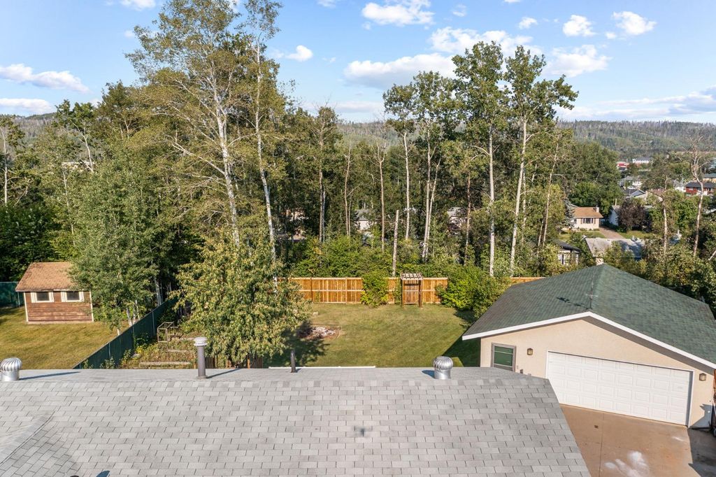 Photo of 7 May Crescent, Fort McMurray, AB T9H 1J8 (MLS # A2308906)
