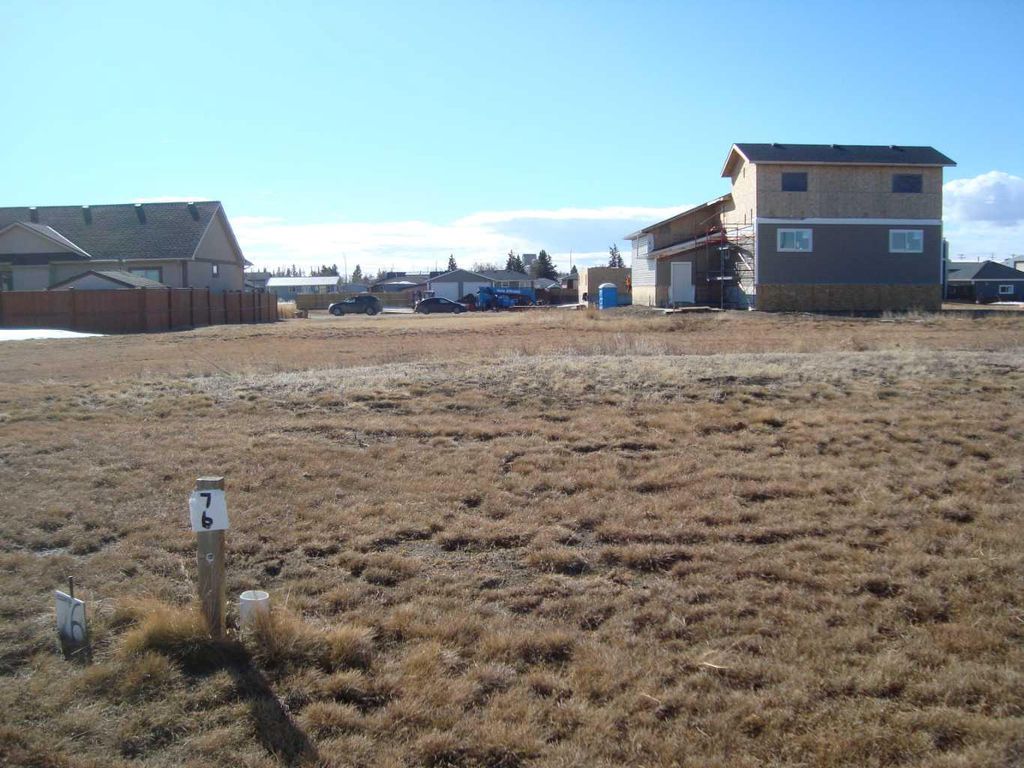 Photo of 529 Coulee Trail, Stavely, AB T0L 1Z0 (MLS # A2290874)