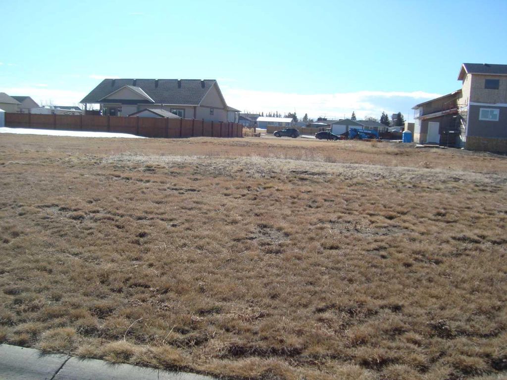 Photo of 529 Coulee Trail, Stavely, AB T0L 1Z0 (MLS # A2290874)