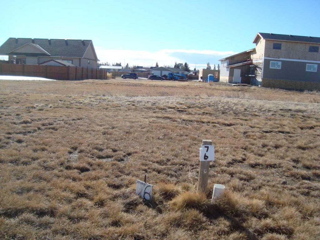 Photo of 529 Coulee Trail, Stavely, AB T0L 1Z0 (MLS # A2290874)