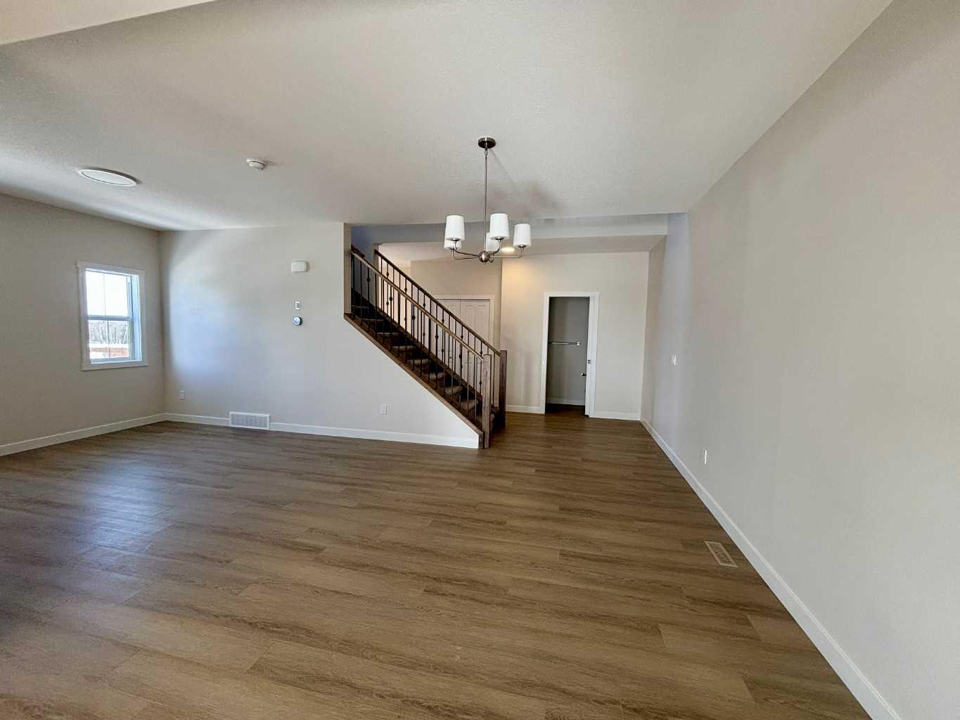 695 Buffaloberry Manor SE