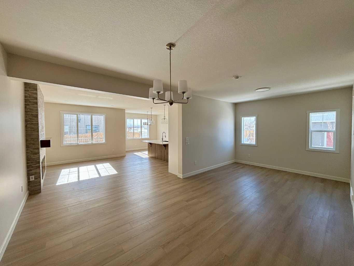 695 Buffaloberry Manor SE