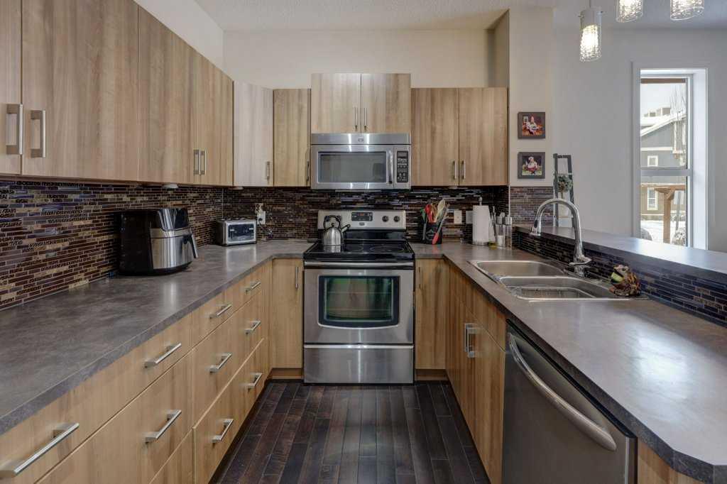 10 Auburn Bay Avenue SE 523