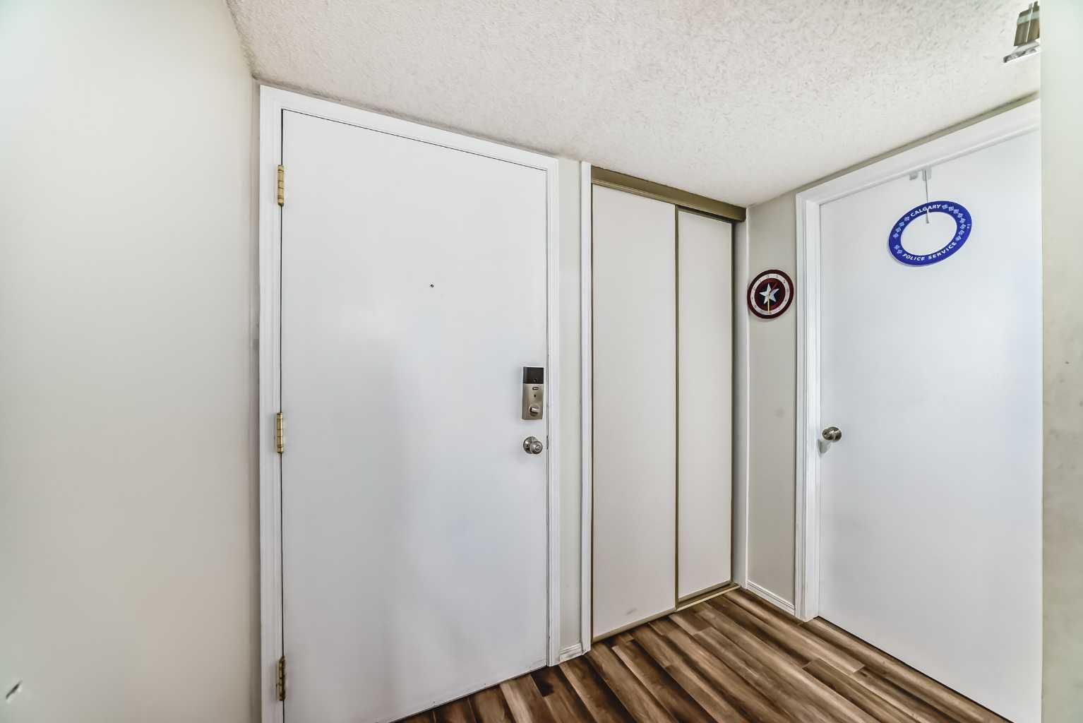 2011 University Drive NW 306