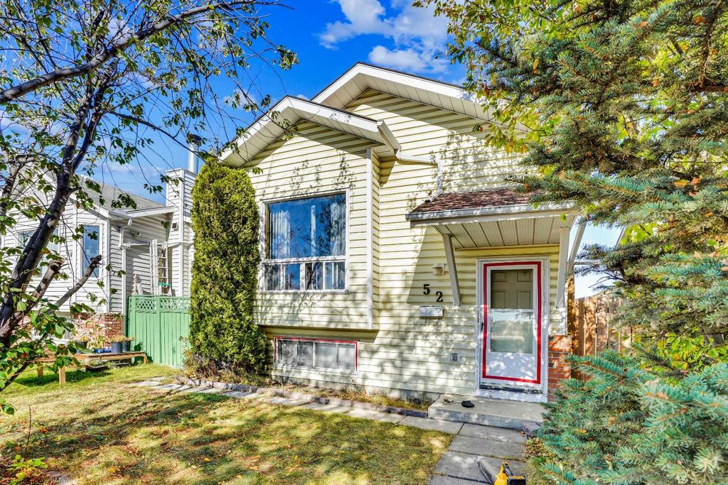 Photo of 52 Erin Park Drive SE, Calgary, AB T2B 2Z9 (MLS # A2264119)