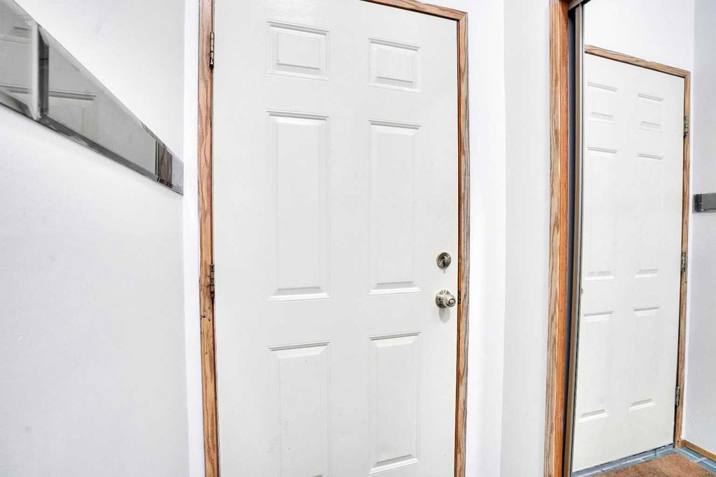 Photo of 52 Erin Park Drive SE, Calgary, AB T2B 2Z9 (MLS # A2264119)