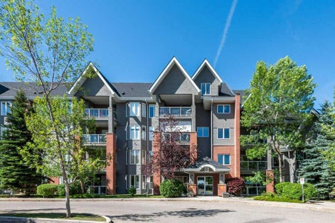 Photo of 15 Everstone Drive SW #443, Calgary, AB T2Y 5B5 (MLS # A2338105)