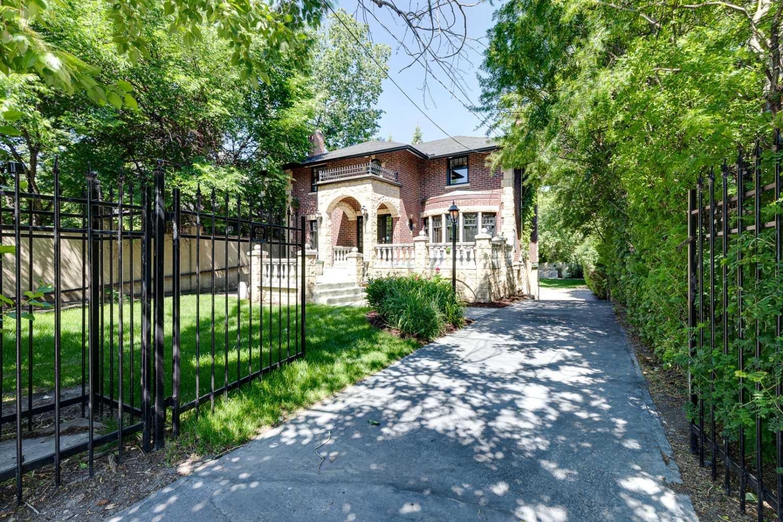 628 Elbow Drive SW