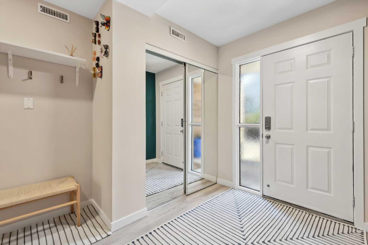 109 Coachway Lane SW