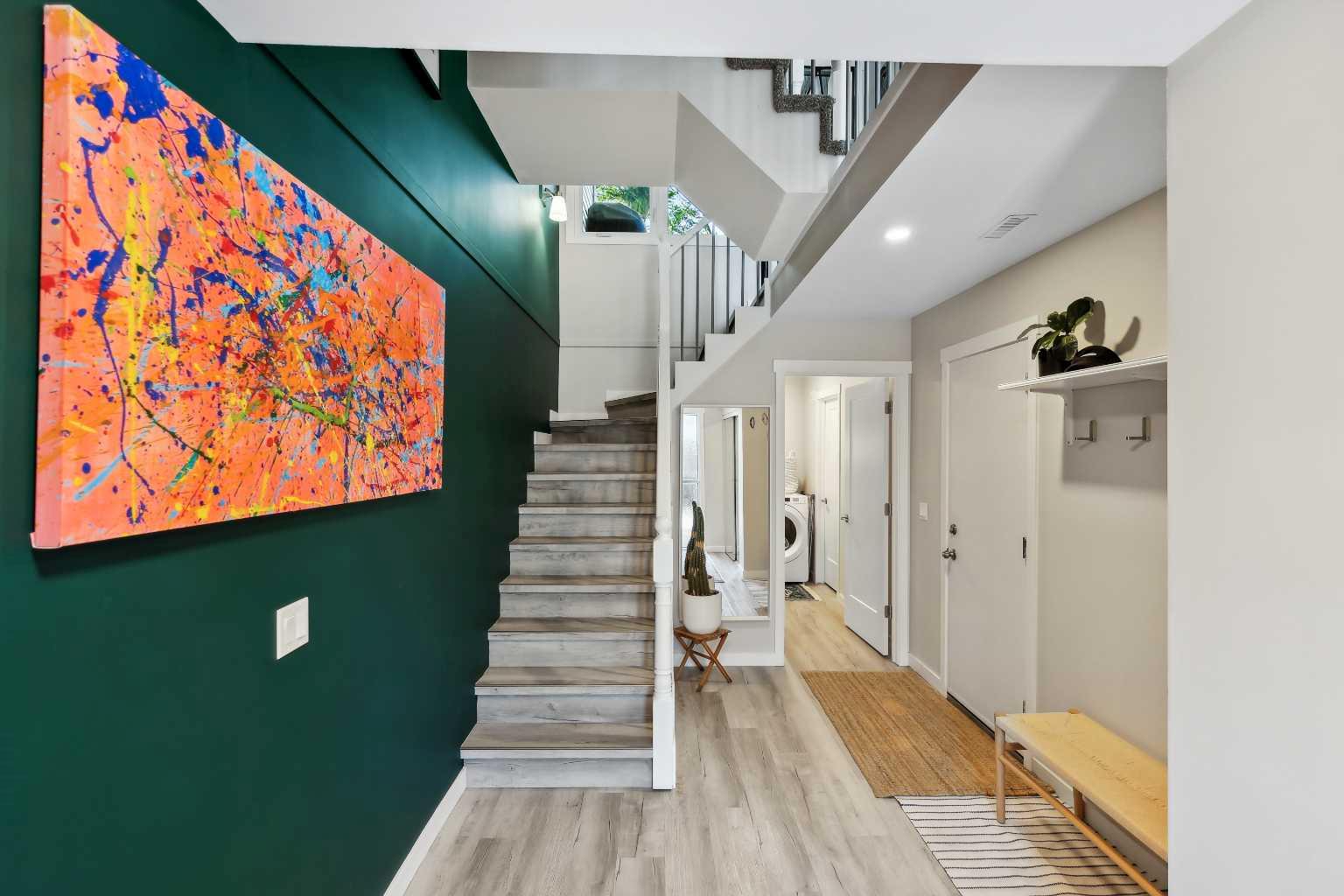 109 Coachway Lane SW