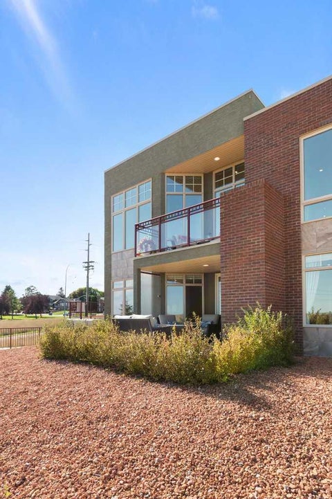 Photo of 50 Palisades Mews NE, Medicine Hat, AB T1C 2B5 (MLS # A2346562)