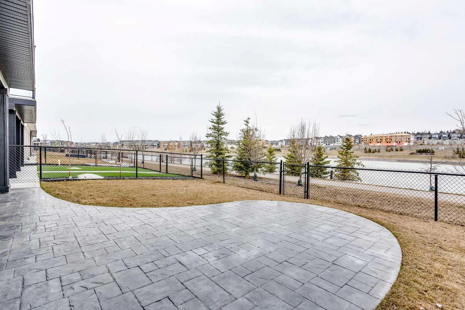 206 Rowley Way NW