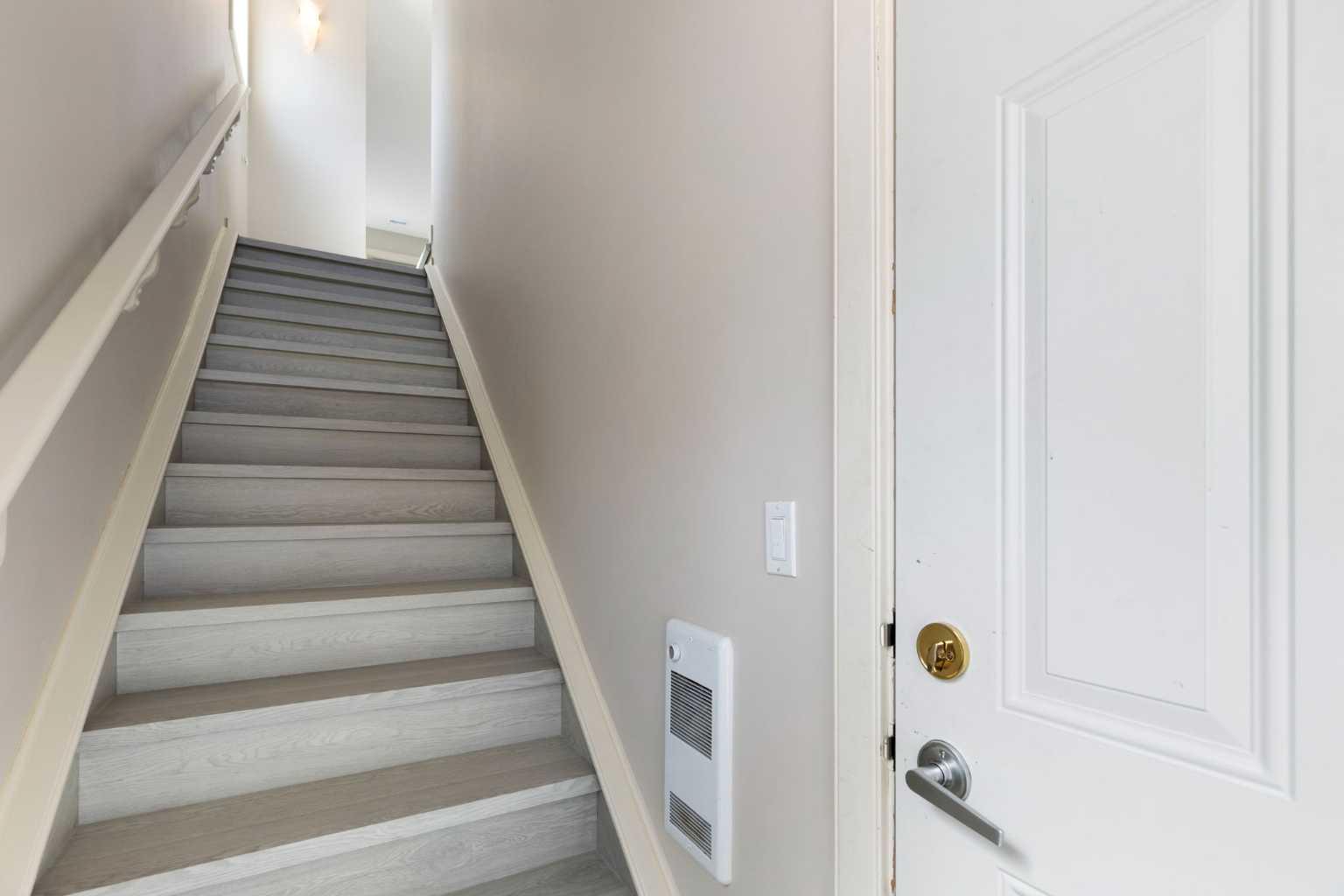 68 Chaparral Ridge Park SE