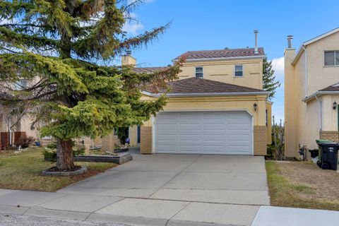 Photo of 2856 Signal Hill Heights SW, Calgary, AB T3H 2M6 (MLS # A2302336)