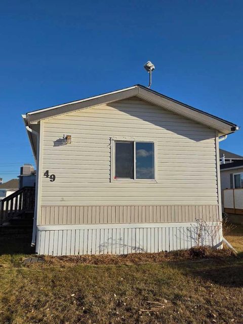 900 ROSS Street 49 Crossfield AB T0M 0S0