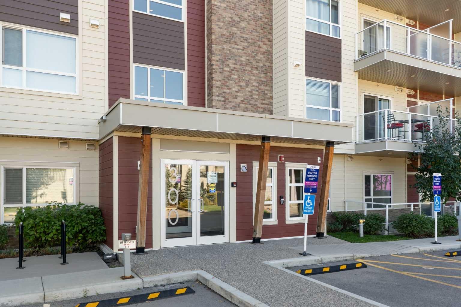 300 Harvest Hills Place NE 402