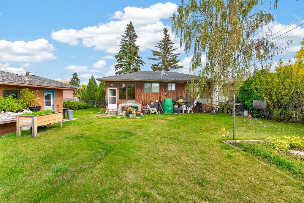 Photo of 3723 Bow Anne Road NW, Calgary, AB T3B 2T7 (MLS # A2347132)