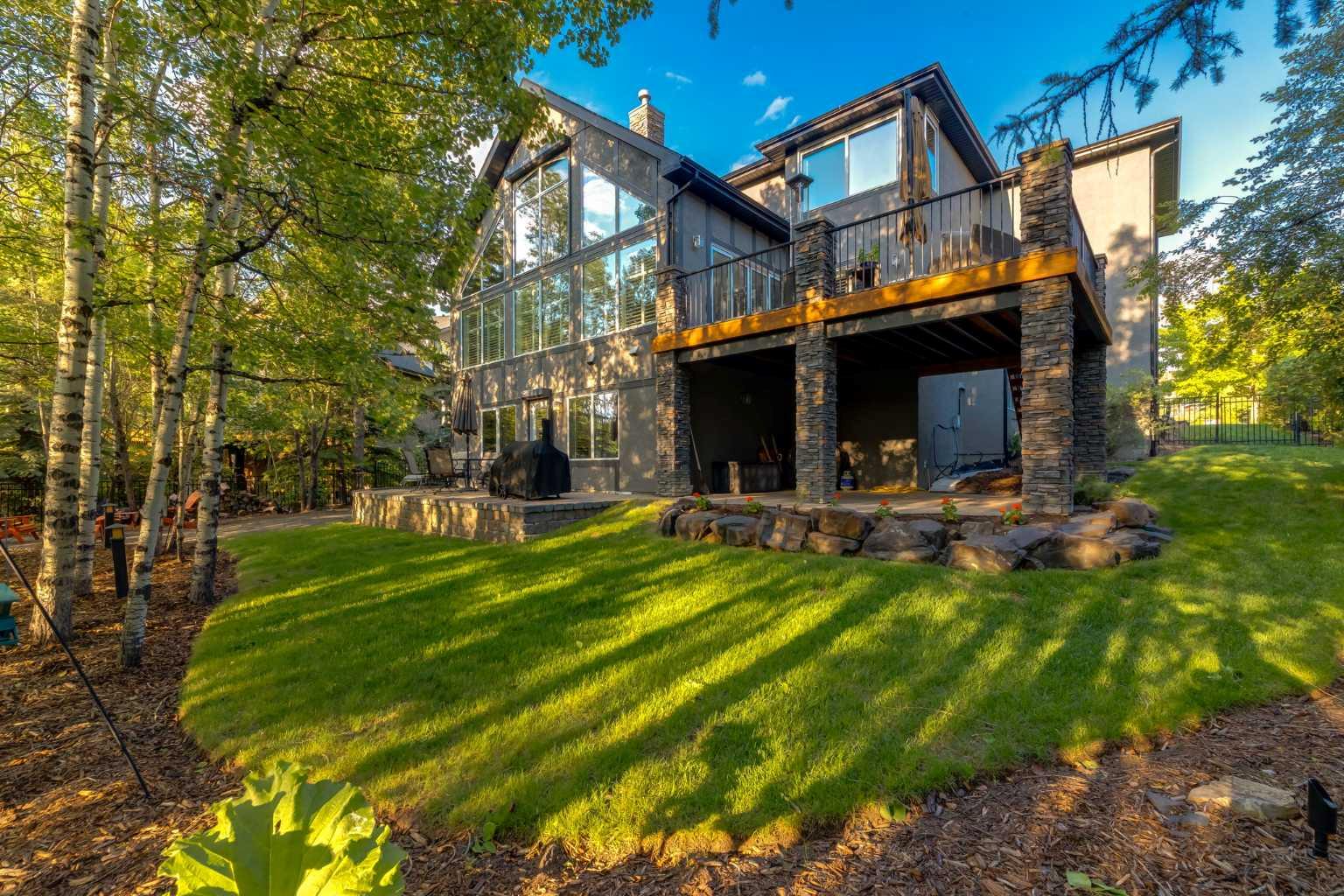 12 Spring Willow Way SW