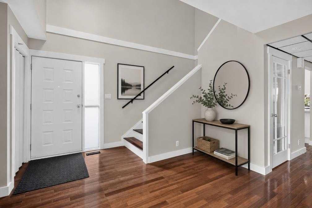 Photo of 226 11 Avenue NE, Calgary, AB T2E 4N4 (MLS # A2350685)