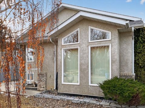202 Ojibwa Place W Lethbridge AB T1K 5K6