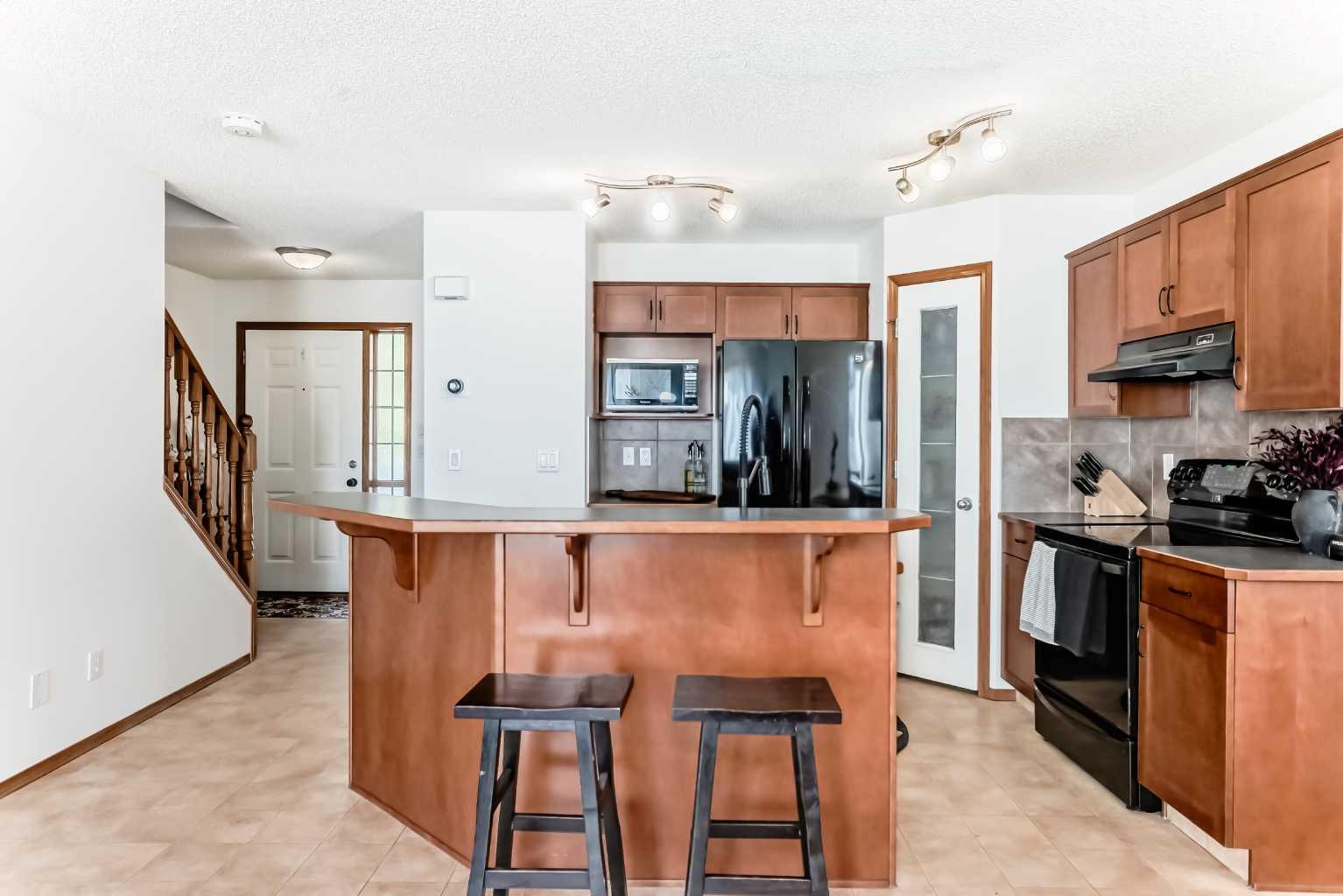 201 Cranberry Square SE